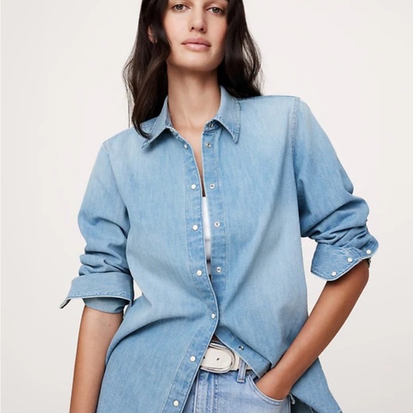 Banana Republic Tops - BANANA REPUBLIC THE EVERYDAY DENIM WESTERN SHIRT